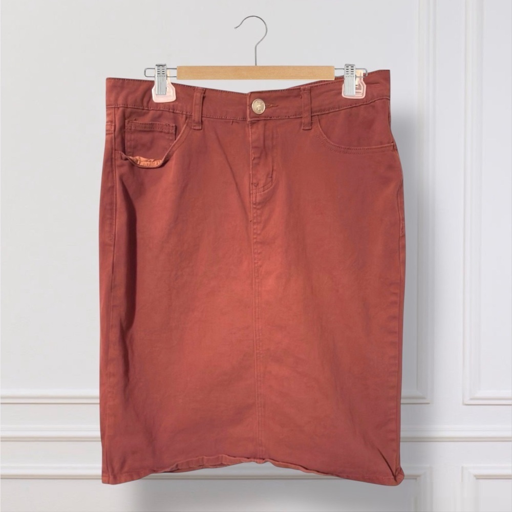 🌼INHERIT CLOTHING CO ROSEWOOD REMI MIDI SKIRT